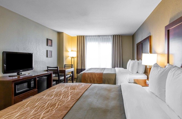 Comfort Inn & Suites Ventura Beach