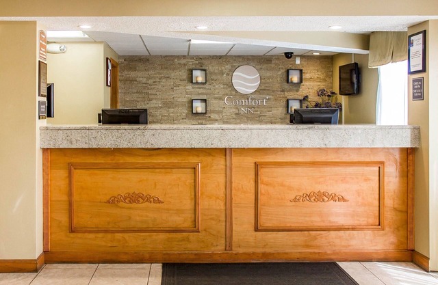 Comfort Inn Wethersfield - Hartford