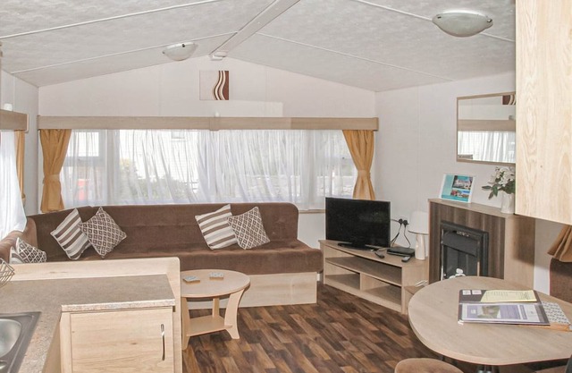 Comfortable 12ft-wide caravan with one double and one twin.