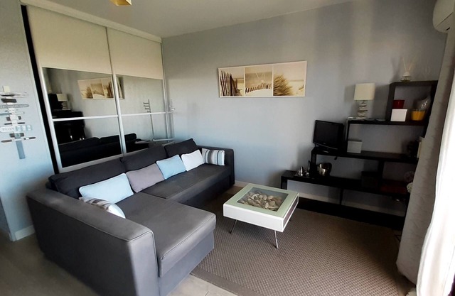 Comfortable 35 m2 apartment overlooking the village