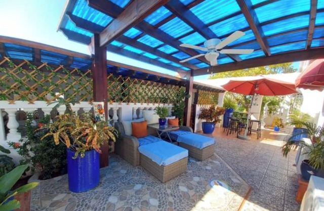 Comfortable apartment near beautiful Malmok Beach perfect for relaxing getaways.