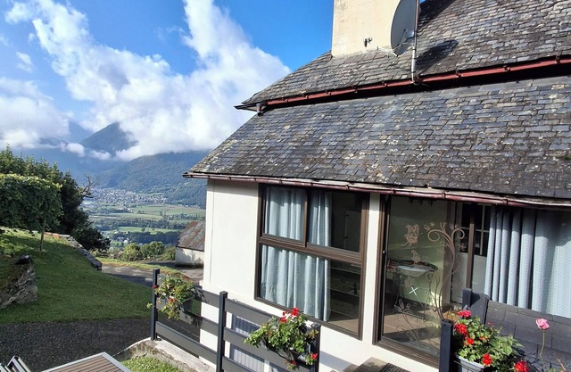 COMFORTABLE COUNTRY BETWEEN ARGELES-GAZOST AND SKI RESORT OF HAUTACAM with WIFI