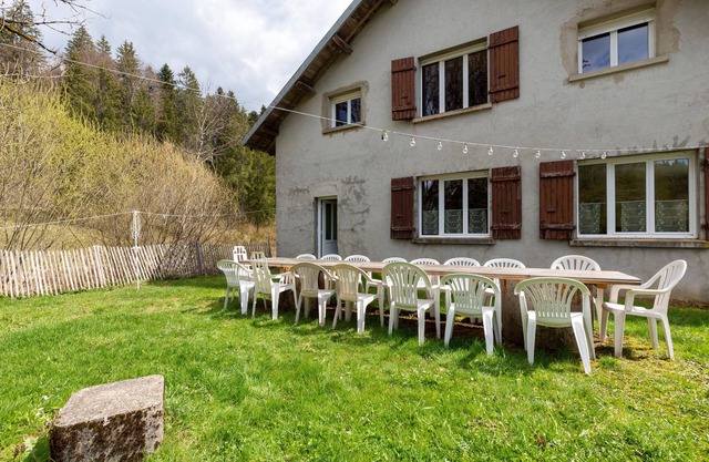 Comfortable Group Gîte in the Jura