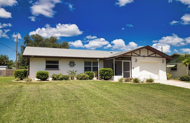 Comfortable, Quiet Beach Retreat