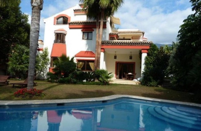 Comforto Holiday House