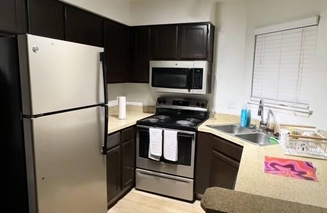 Comfy 1 bedroom apartment 10mins from the beach