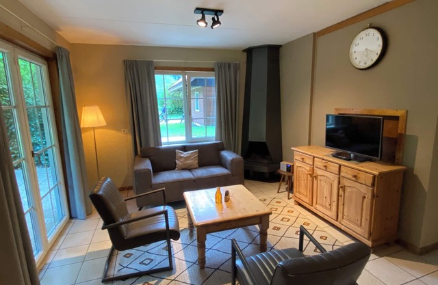 Complete and comfortable apartment near forest and dunes