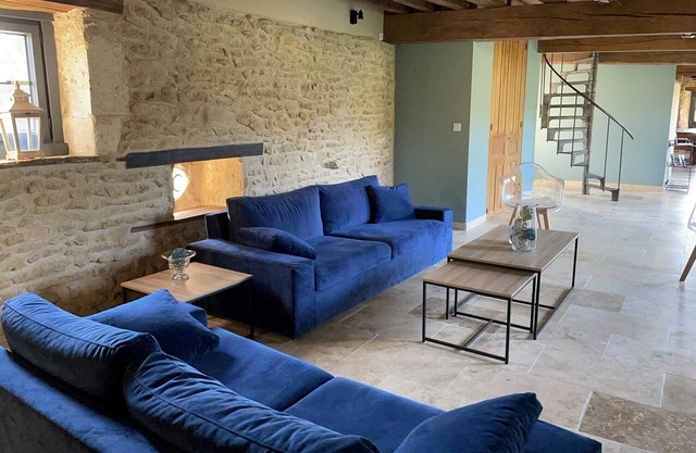 Completely renovated character house near the lake