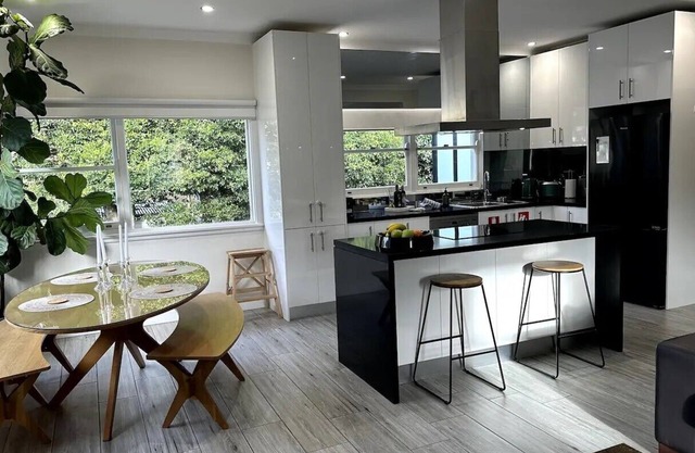 Concord 5 Bedroom home Inner West Sydney