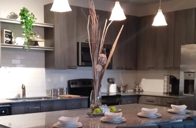 Condo Luxe