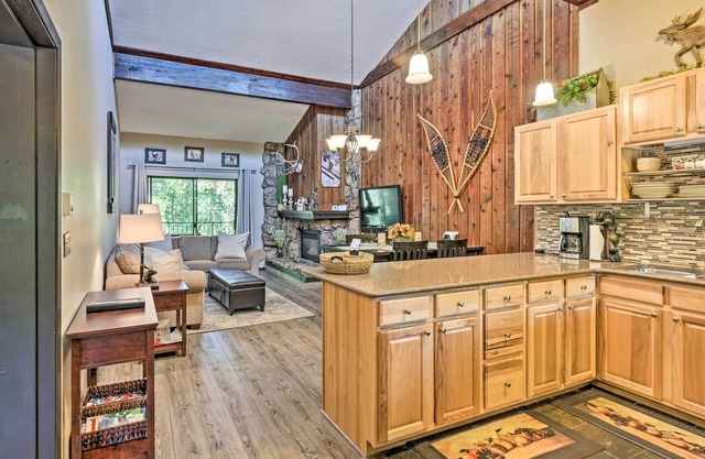 Condo w/Pool + Hot Tub - Walk to DT Winter Park!