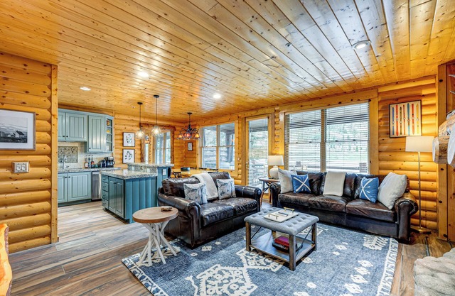 Condo w/Private Hot Tub at Base of Deer Valley!