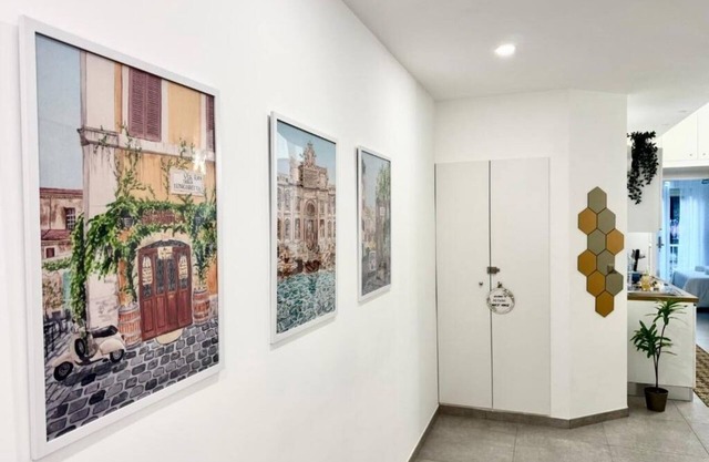 Confort room with private bath in Rome, Metro C