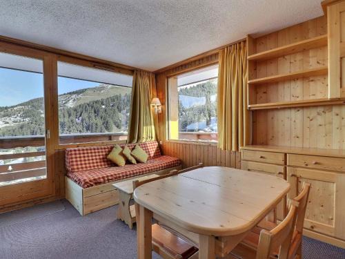 Confortable 2 Pièces avec Balcon, Wi-Fi et Animaux admis - FR-1-182-7