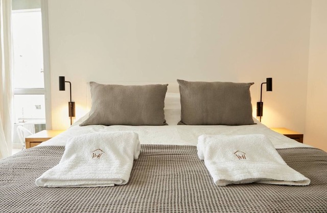 Contemporary apartment in bustling San Telmo - Premier Building