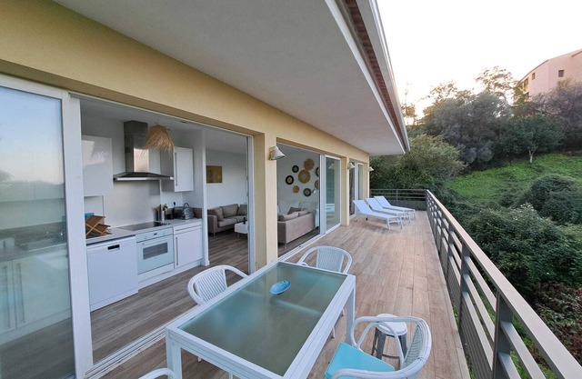 Contemporary villa 2Ch -Sophisticated decoration- Large terrace- Sea view and maquis