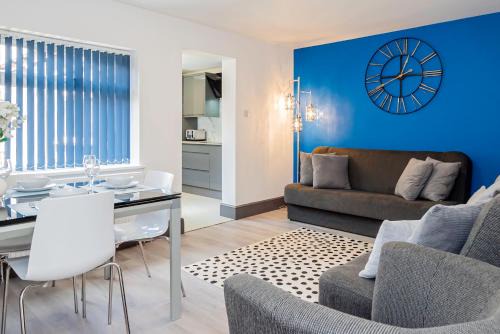 Contractors 8beds Off Road Vanparking 3 Bathrooms