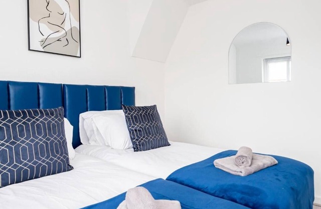 Contractors, Families & Travellers | Free Parking | Close to City Centre
