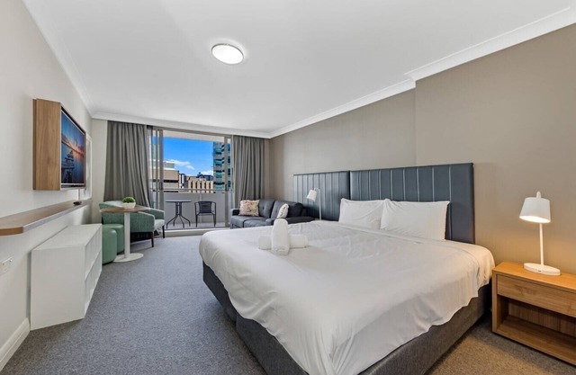 Convenient Cozy Studio Next to Chatswood Station