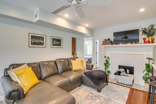 Convenient OKC Apartment 4 Mi to Dtwn!