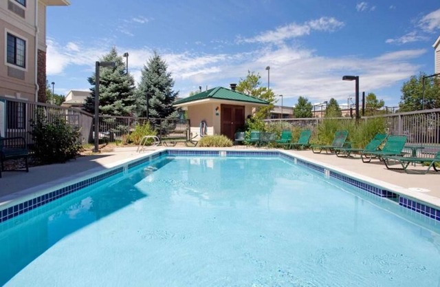 Convenient Stay, Superb Location! 3 Modern Units, w/ Pool, Pet-Friendly!