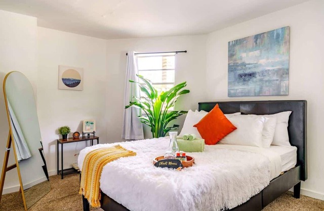 Convention - Short North - Pets - Private Parking