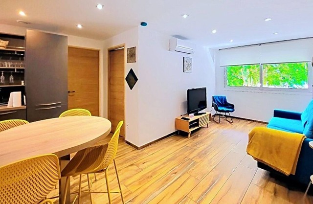 Coquettish Bling Bling Luxury apartment