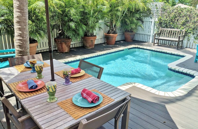 CORAZON: Old Town MONTHLY - Private Pool - LARGE 2BD/2.5BA - RealKeyWest