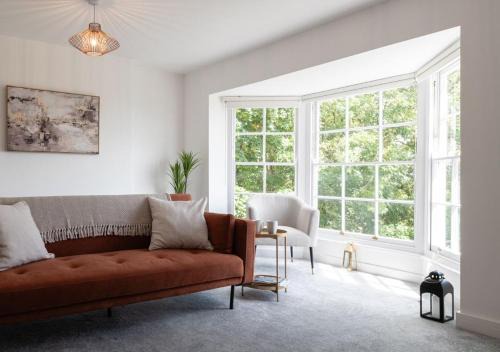 Cosy 1BD in Malvern With Stunning Views!