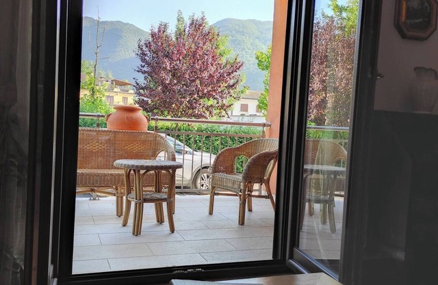 Cosy 2 bedroom Apartment in Peaceful Surroundings