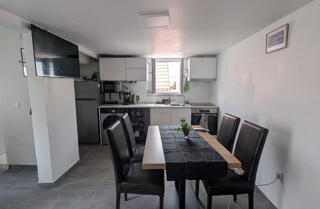 Cosy 2-bedroom villa with patio and barbecue