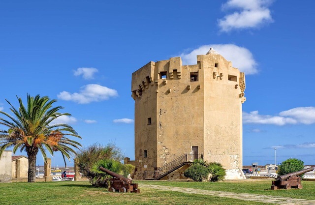 Cosy apartment for 3 people with WIFI, A/C, TV and balcony