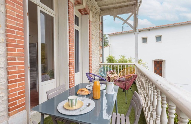 Cosy apartment for 2 guests with WIFI, TV, terrace and parking