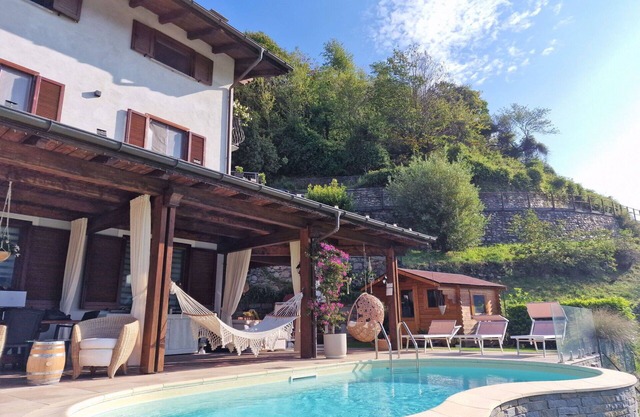 Cosy apartment for 5 guests with pool, WIFI, TV and terrace