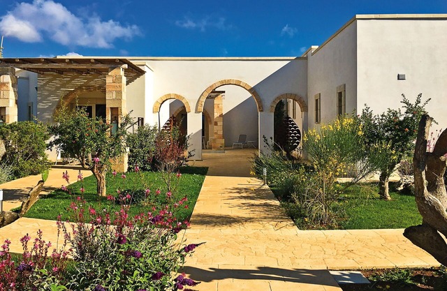 Cosy apartment for 6 guests with pool, WIFI, A/C, TV and panoramic view