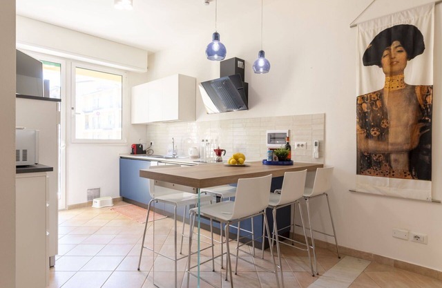Cosy apartment for 7 guests with WIFI, A/C, TV, balcony and panoramic view