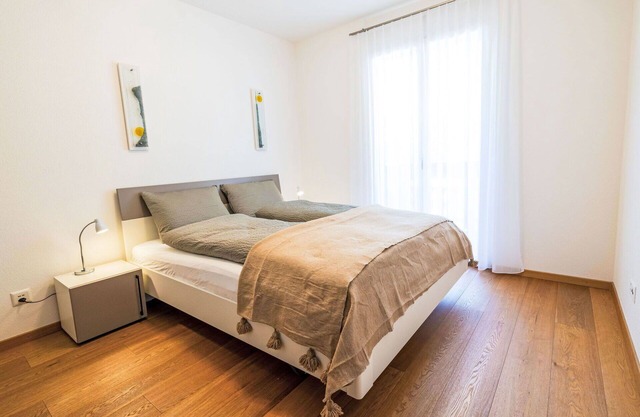Cosy apartment for 8 guests with WIFI, hot tub, TV, balcony and panoramic view