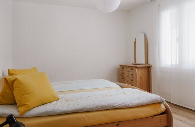 Cosy apartment for 4 guests with WIFI, TV, balcony and pets allowed