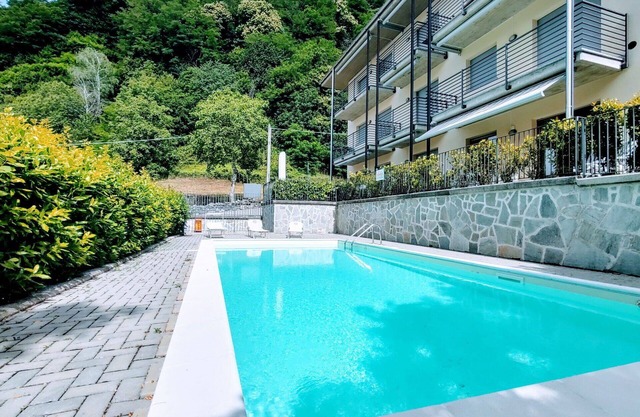 Cosy apartment for 4 people with pool, WIFI, TV and terrace