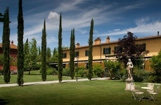 Cosy apartment for 4 guests with WIFI, pool, A/C, TV and parking