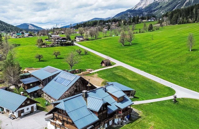 Cosy apartment in villa for 3 people with WIFI, TV, balcony and pets allowed