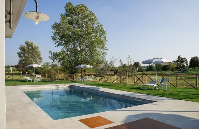 Cosy apartment in villa for 2 people with pool, A/C, WIFI and TV