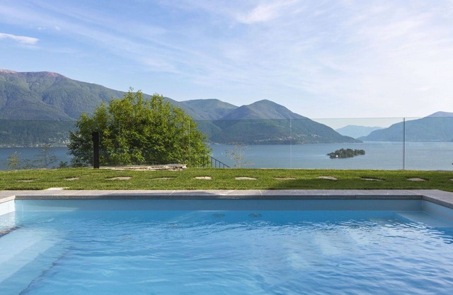 Cosy apartment in villa for 2 guests with A/C, pool, internet, TV, patio and panoramic view