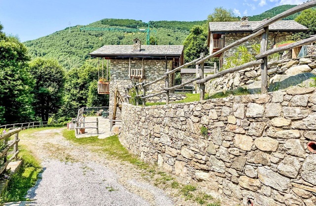 Cosy apartment in villa for 6 people with WIFI, TV, patio and pets allowed