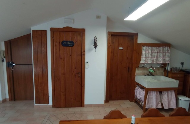 Cosy apartment with A/C, WIFI, TV, panoramic view and parking, close to Porto Recanati