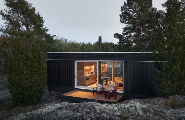 Cosy cabin in the countryside