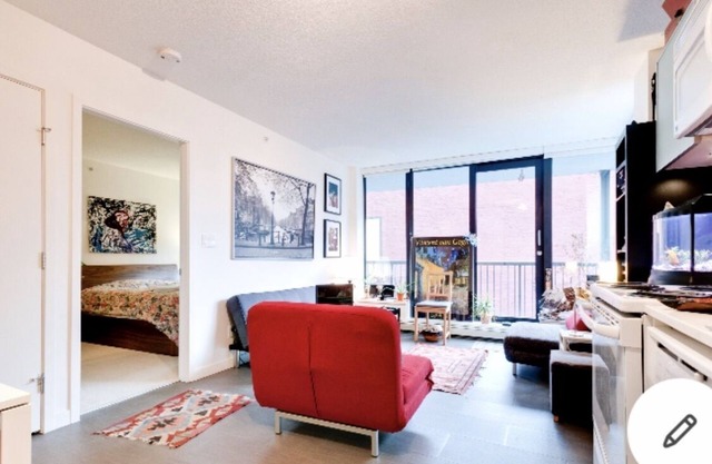 Cosy Furnished Apartment in Heart of Vancouver