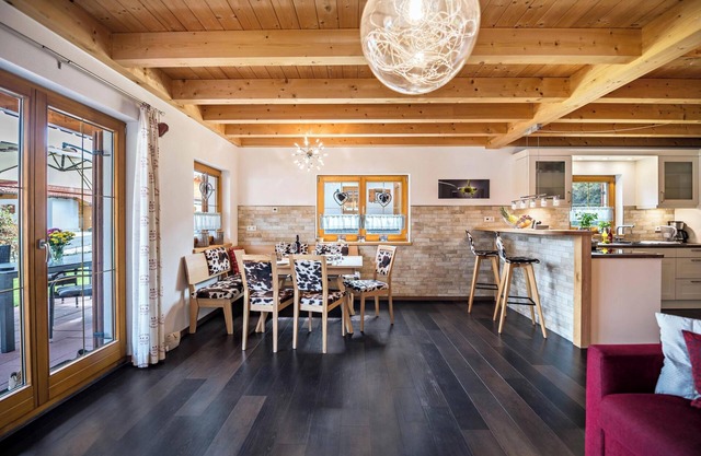 Cosy Holiday Home Casa Romantica with Garden, Terrace, Sauna & Wi-Fi; Carport Available