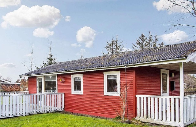 Cosy Holiday Home in Storvorde near Sea