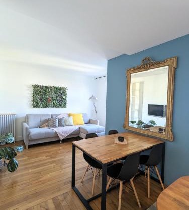 Cosy little nest next to Paris